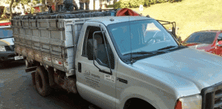 Indivíduo é localizado por cão policial e aproximadamente 160 caixas de cigarros são apreendidas na região sudoeste.