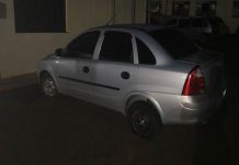Veículo furtado é recuperado pela Polícia Militar.