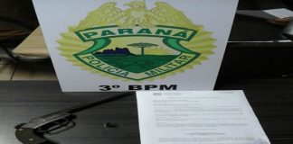 Homem é preso portando uma garrucha.