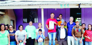 Reunião que oficializa a Associação dos Moradores do bairro Hípica