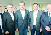 Deputado Federal Antonio Wansdscheer participou do anúncio do repasse de mais R$ 13,4 milhões para a ampliação de atendimentos