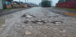 Moradores reivindicam melhorias na estrada que dá acesso a indústria de compensados em Palmas