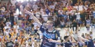 Com show de Di Maria e Djony, Pato Futsal goleia o Atlântico e sai na frente na final da LNF