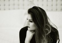 Jessica mostrando seu Charme e sua Sensualidade no Informativo PalmasBar