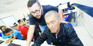 Moradores do Conjunto Habitacional Vila São Pedro participam de cursos profissionalizantes