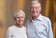 BILIONÁRIO QUE CRESCEU EM CORTIÇO DOA 80% DE SUA FORTUNA