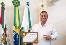 O vereador Nilson Butner (Laco) recebeu nesta última semana o prêmio de VEREADOR MAIS ATUANTE do Município de Palmas