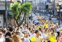 Dia D da campanha Setembro Amarelo reuniu centenas de pessoas em Pato Branco