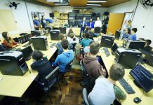 Programa Escola Pato Branco Digital iniciou novo semestre de atividades