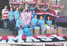 O Clube dos Atleticanos de Palmas PR fez o repasse das roupas e calçados arrecadados para ajudar no bazar da Rede Feminina de Combate ao Câncer