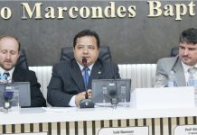 Marcos Gomes é empossado Presidente da Câmara Municipal de Palmas