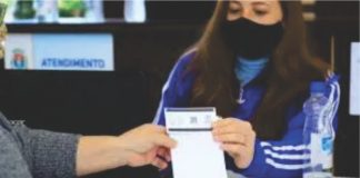 Secretaria Municipal de Assistência Social já entregou mais de dois mil cartões do programa Comida Boa