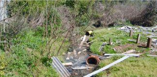 ESGOTO A CÉU ABERTO: O JORNAL DESTAQUE REGIONAL JÁ DENUNCIOU ESTE DESCASO AMBIENTAL HÁ ALGUNS MESES, NA NASCENTE DO ARROIO LAJEADO, MAS ATÉ AGORA MUITO POUCO FOI FEITO