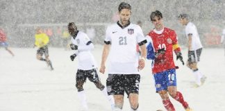 ATLETAS E FANÁTICOS POR ESPORTES QUE DESAFIAM O CLIMA