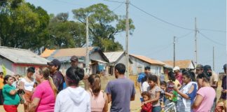 MORADORES DE OCUPAÇÕES IRREGULARES NO BAIRRO SÃO FRANCISCO RECEBEM ORDEM DE DESPEJO