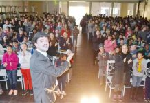 Mais que um ator, João Pimenta, o Rodrigo Kohl Ribeiro é um artista da vida