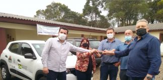 Prefeitura de CDS entrega veículo à APAE