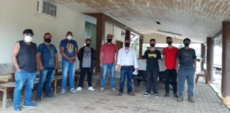 O Colégio Estadual Dom Carlos afirma que RECICLAR é preservar o MEIO AMBIENTE