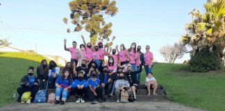 Colégio Estadual Dom Carlos colaborando com a Rede Feminina de Combate ao Câncer – Palmas – PR