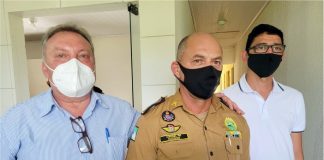 Bandiera participa de recepção ao comandante-geral da PM e cobra policiamento