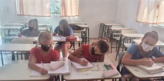 ESPANHOL É NO DOM CARLOS