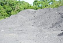 Coronel Domingos Soares ganha material fresado de asfalto e pedras britas