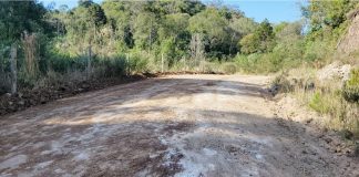 Estradas rurais de Cel. Domingos Soares estão recebendo melhorias