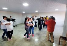 Tarde dançante marca retorno dos encontros da Terceira Idade em Cel. Domingos Soares