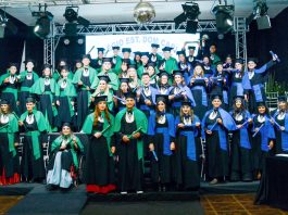 COLÉGIO ESTADUAL DOM CARLOS COMEMORA COM ALUNOS E COMUNIDADE ESCOLAR A CONCLUSÃO DO ENSINO MÉDIO/2022