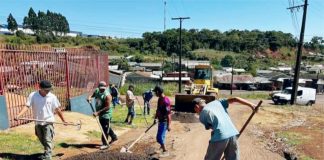 Após reclamações em grupo de whatsapp, prefeitura faz reparos no acesso ao bairro Palmas 1