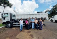 Cel. Domingos Soares recebe mais um caminhão caçamba