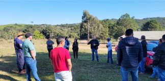 Bandiera e Lio escutam pedidos de moradores do De Pauli