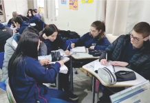 Duas alunas domingosoarenses foram selecionadas para a 3ª edição do Ganhando o Mundo