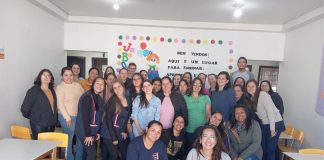 Profissionais da Educação Infantil de CDS participam de oficina de contação de histórias