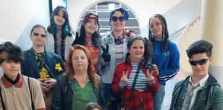 O Grêmio Estudantil Castro Alves – GECA do Colégio Estadual Dom Carlos está a “todo vapor”!