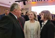 Bandiera participa do lançamento do programa Itaipu Mais que Energia, em Foz do Iguaçu