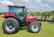 Cel. Domingos Soares recebe mais um trator agrícola