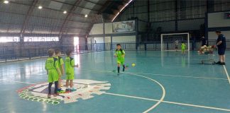 Ação Social e Esporte de CDS desenvolvem projeto Escolinha de Futsal
