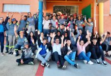 GARIS E MARGARIDAS: PROFISSIONAIS DEDICADOS À LIMPEZA PÚBLICA DE PALMAS COMPARTILHAM O CAFÉ DA MANHÃ COM OS ALUNOS DA 1ª SÉRIE “A” DO COLÉGIO ESTADUAL DOM CARLOS