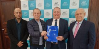 Bandiera assina convênio com a Sanepar para obras de distribuição de água no Pedregulho