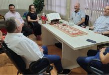 Bandiera e Lio recebem bispo diocesano