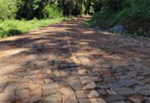 Publicado contrato para retomada do calçamento da Nova Iguaçu, em Cel. Domingos Soares