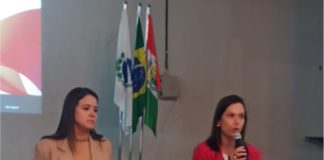 Colégio Estadual Dom Carlos realizou reunião com a comunidade escolar