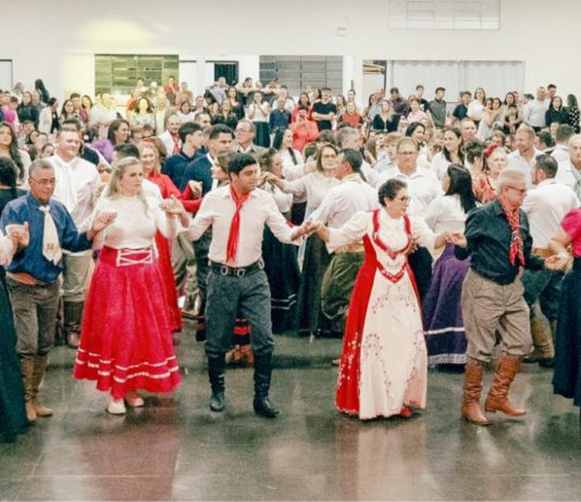 Associação de Tradicionalistas Gaiteiros e Violeiros de Mariópolis PR