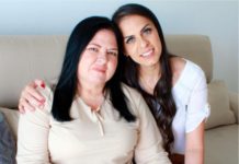 Mãe e filha no pilates: por que praticar o método em dupla pode potencializar os resultados?