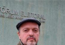 PARTIDO PODEMOS VAI AO FÓRUM ELEITORAL DE PALMAS BUSCAR INFORMAÇÕES SOBRE COMO PROCEDER A RESPEITO DE OFENSAS À HONRA SUBJETIVA E OBJETIVA PROFERIDAS CONTRA SEUS MEMBROS EM GRUPO DE WHATSAPP