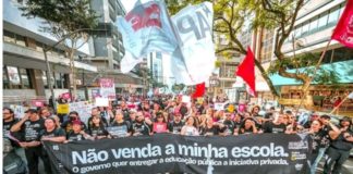A RESISTÊNCIA DA CLASSE DOS TRABALHADORES DA EDUCAÇÃO EM DEFESA DA ESCOLA PÚBLICA