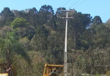 Estrada entre a comunidade Ponte do Iratim e a sede de CDS está sendo cascalhada