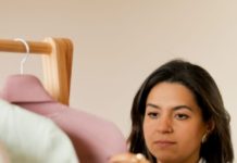 “O Tempo que Perdemos com a Roupa Errada: Como o Autoconhecimento Facilita Suas Escolhas Diárias”