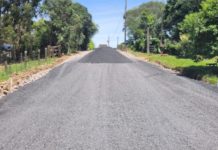 Seguem as obras de pavimentação com TST na estrada do Travessão